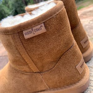 Minnetonka short boots